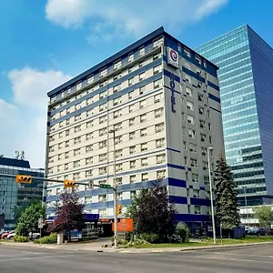 Hotel Coast Downtown & By Apa YYC