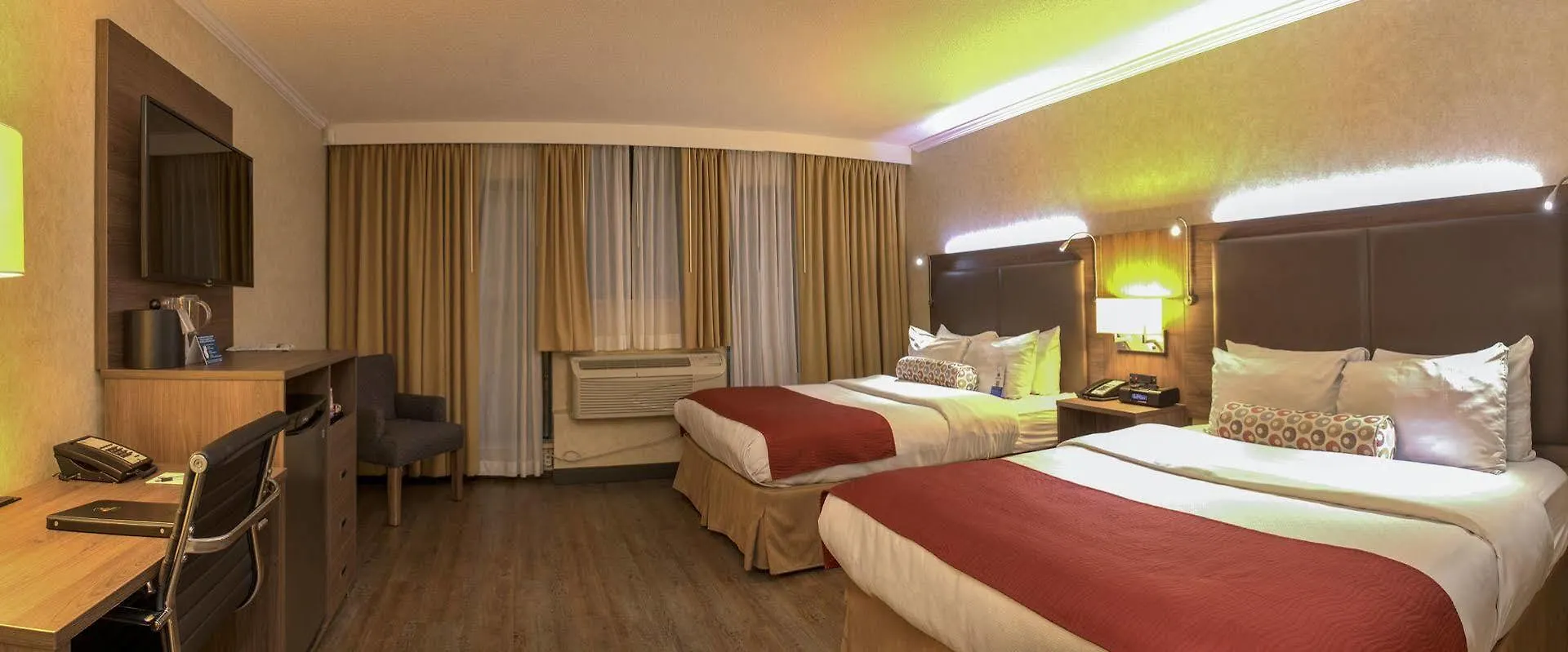 Grand Park Hotel & Suites Downtown Vancouver, Ascend Hotel Collection