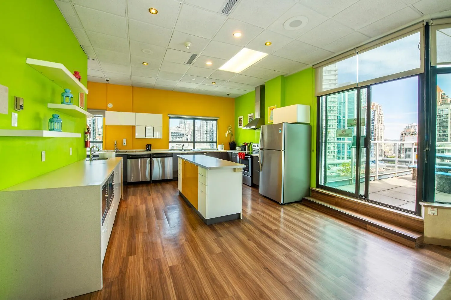 Grand Park Hotel & Suites Downtown Vancouver, Ascend Hotel Collection