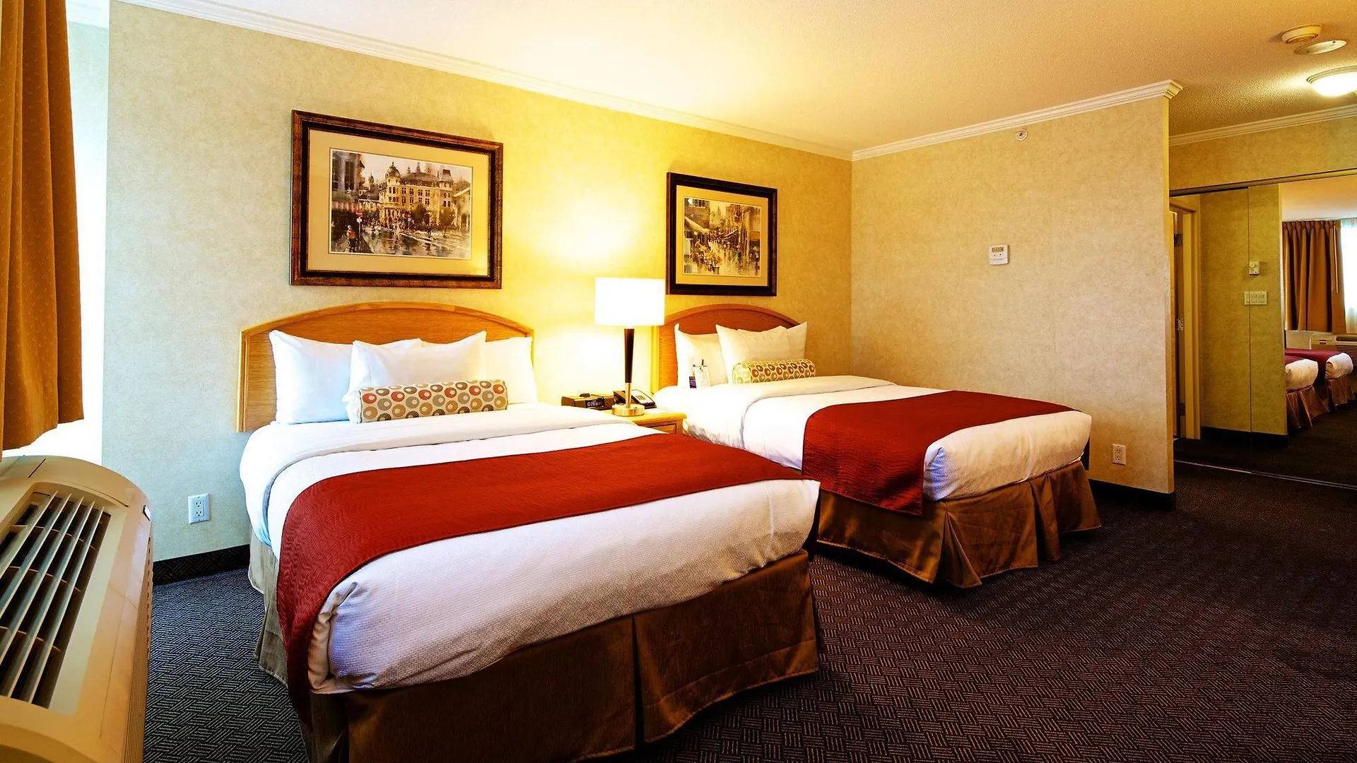 Grand Park Hotel & Suites Downtown Vancouver, Ascend Hotel Collection